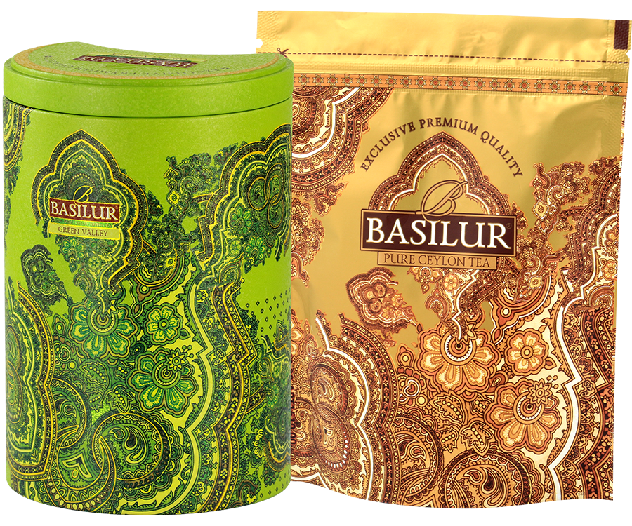 Basilur Green Valley - liściasta zielona herbata cejlońska bez dodatków. Jasnozielona, ozdobna puszka z orientalnym motywem, obok strunowa torebka z herbatą.