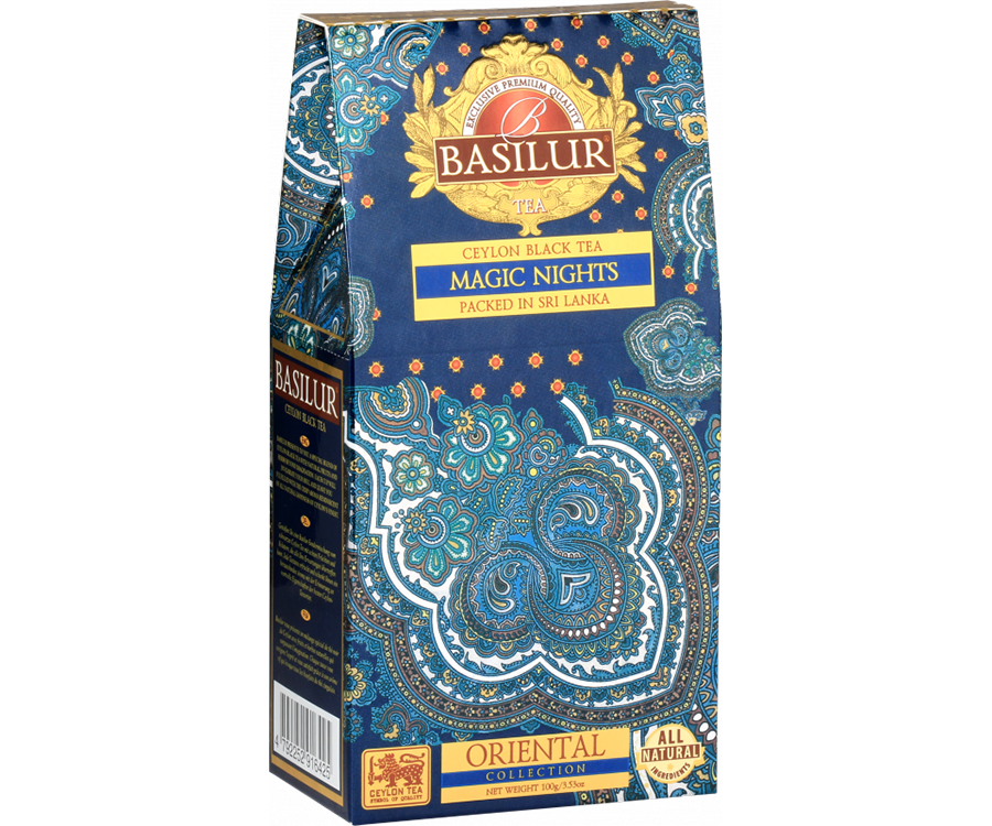 Basilur Magic Nights - czarna herbata cejlońska z dodatkiem żurawiny, chabru, niebieskiej malwy oraz aromatu truskawki, moreli, ananasa i papai. Granatowe pudełko z orientalnym motywem.