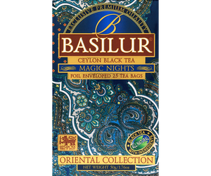 Basilur Magic Nights - herbata czarna ekspresowa z dodatkiem naturalnego aromatu truskawki, moreli, ananasa i papai. Niebieskie, ozdobne pudełko z orientalnym motywem.