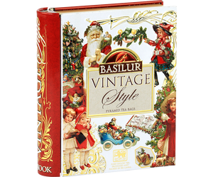 Basilur Vintage Style Winter Holidays – czarna herbata cejlońska z dodatkiem wiśni, skórki pomarańczy, kwiatów pomarańczy oraz aromatu truskawki, wanilii i śmietanki w piramidkach. Metalowa puszka ze świątecznym motywem w stylu vintage.