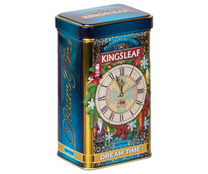 Kingsleaf Dream Time Saphire – czarna herbata cejlońska bez dodatków. Kompozycja została umieszczona w zdobionej motywem świątecznym puszce.
