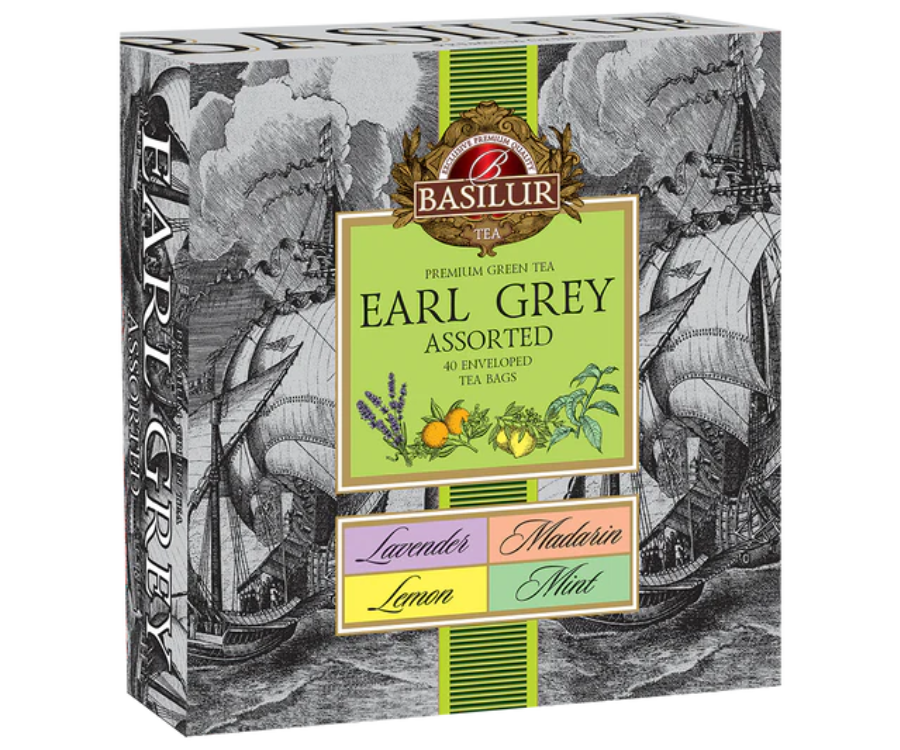 Basilur Green Earl Grey Assorted - zestaw herbat Earl Grey, których bazę stanowi zielona herbata cejlońska, którą wzbogacono dodatkowo o nutę bergamotki, mandarynki, cytryny i mięty. Ozdobna, prezentowa herbaciarka z torebkami herbaty w kopertach.