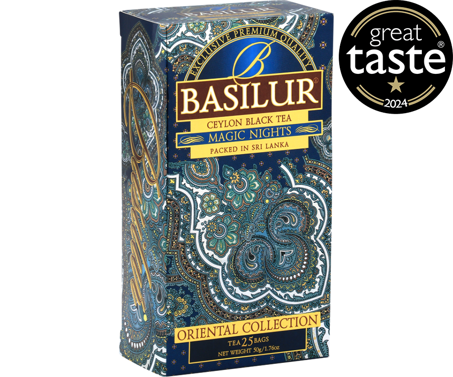 Basilur Magic Nights - herbata czarna ekspresowa z dodatkiem naturalnego aromatu truskawki, moreli, ananasa i papai. Niebieskie, ozdobne pudełko z orientalnym motywem.