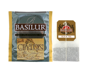 Basilur Platinum – czarna herbata cejlońska bez dodatków. Ozdobne opakowanie z grafiką mapy.