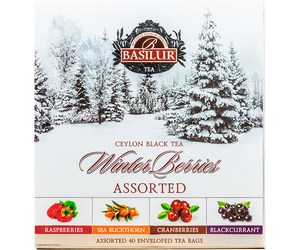 Basilur Winter Berries Assorted - Prezentowy zestaw herbat cejlońskich w eleganckim, papierowym ekspozytorze, ozdobiony zimowym motywem.