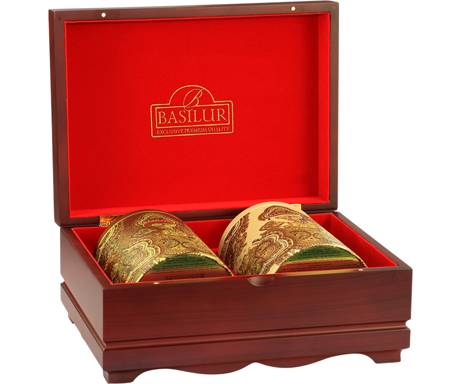 Basilur Oriental Collection 2 – zestaw 2 smaków herbaty z kolekcji Orientalnej w puszkach umieszczonych w drewnianym ekspozytorze.
