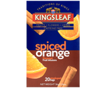 Kingsleaf Spiced Orange – bezkofeinowa herbata z dodatkiem liści, skórki i owoców pomarańczy, jabłka, przypraw chai, cynamonu oraz aromatu pomarańczy. Ozdobne pudełko skrywa w swoim wnętrzu 20 torebek zapakowanych pojedynczo w koperty.