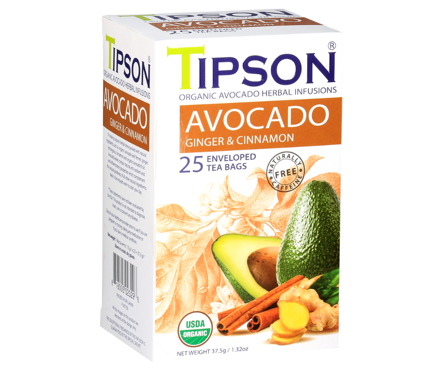 Tipson Avocado Ginger & Cinnamon – organiczna mieszanka liści awokado, trawy cytrynowej, cynamonu, imbiru, kopru włoskiego, owocu awokado oraz naturalnego aromatu cynamonu i imbiru. Kopertowane saszetki zostały umieszczone w opakowaniu ozdobionym grafiką liści, owoców i przypraw.