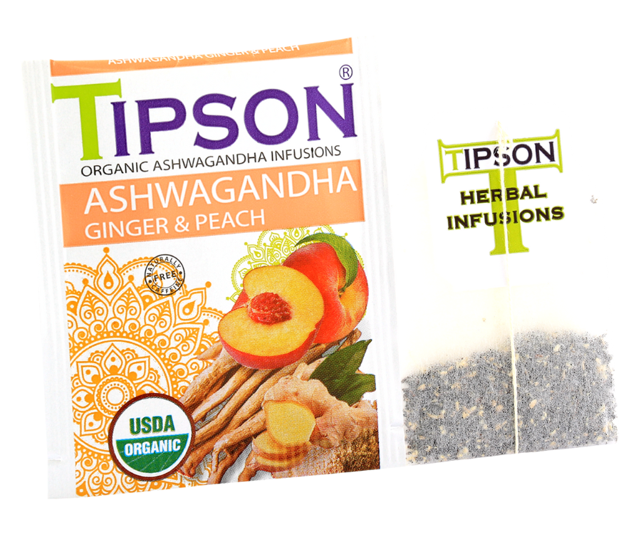 Tipson Ashwagandha Ginger & Peach – organiczna mieszanka rumianku, ashwagandhy, trawy cytrynowej, imbiru, cytryny, werbeny oraz naturalnego aromatu brzoskwini. Kopertowane saszetki zostały umieszczone w opakowaniu ozdobionym grafiką brzoskwiń  i przypraw.