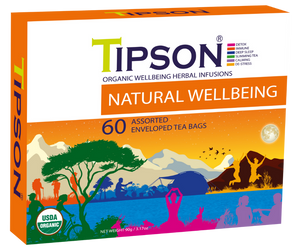 Tipson Natural Wellbeing – zestaw herbat z kolekcji organicznych naparów. 6 smaków w kopertowanych saszetkach zapakowanych w ozdobną herbaciarkę z motywem grupki ludzi spędzających czas na świeżym powietrzu.