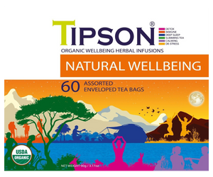 Tipson Natural Wellbeing – zestaw herbat z kolekcji organicznych naparów. 6 smaków w kopertowanych saszetkach zapakowanych w ozdobną herbaciarkę z motywem grupki ludzi spędzających czas na świeżym powietrzu.