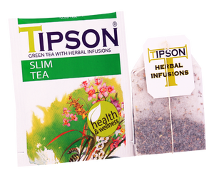 Tipson Slim Tea – zielona herbata cejlońska z dodatkiem rumianku, owoców róży, kolendry i hibiskusa na skuteczne odchudzanie. Kopertowane saszetki zostały umieszczone w ozdobnym opakowaniu z kwiatowym motywem.