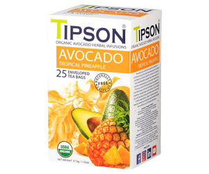 Tipson Avocado Tropical Pineapple – organiczna mieszanka trawy cytrynowej, dzikiej róży, liści awokado, bazylii, hibiskusa, ashwagandhy, owoców awokado oraz naturalnego aromatu ananasa. Kopertowane saszetki zostały umieszczone w opakowaniu ozdobionym grafiką liści i owoców.