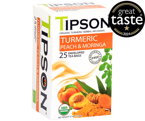 Tipson Turmeric Peach & Moringa – ziołowa herbata z trawą cytrynową, moringą, kurkumą i brzoskwinią. Kopertowane saszetki zostały umieszczone w ozdobnym pudełku.
